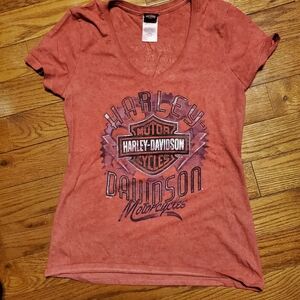 Harley Davidson Logo Women's T-Shirt | Color: Red | Size: M | RRR Apparel
